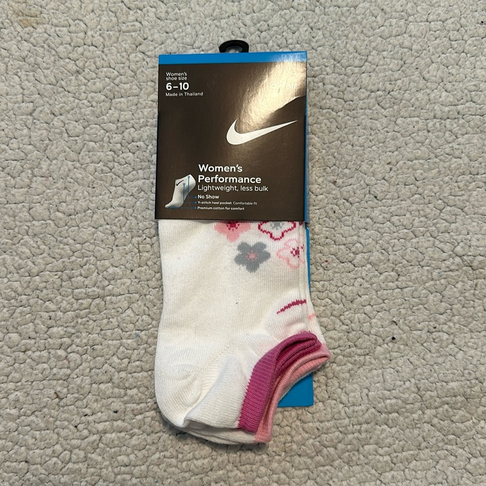 BRAND NEW Nike - Performance Lightweight No Show Socks